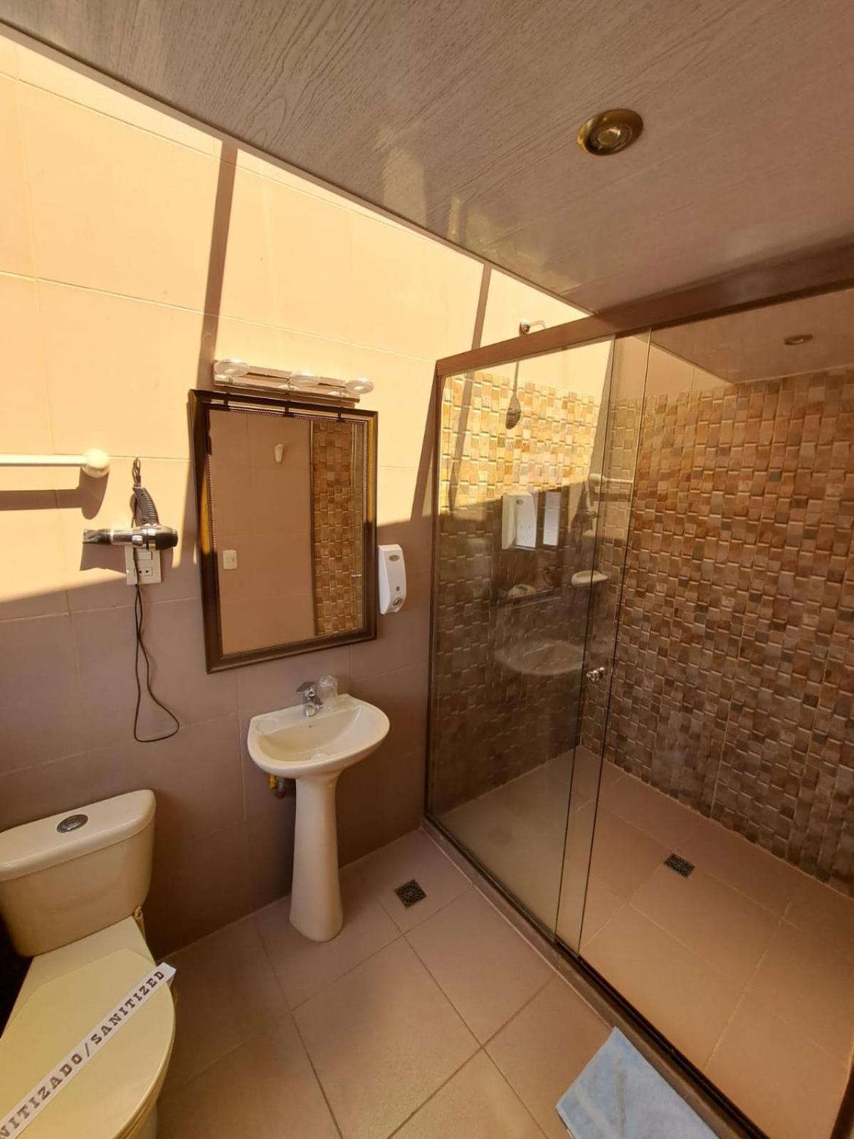 Hotel Santa Monica Potosí Extérieur photo